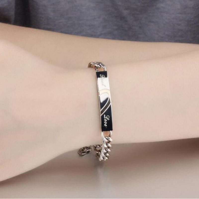 Matching Heart Piece Couple Bracelet Matching Heart Piece Couple Bracelet - Women Photo